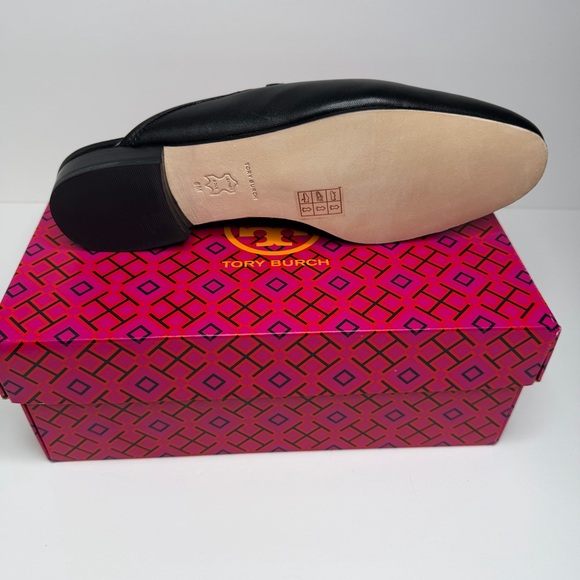 NEW TORY BURCH MINI BENTON LEATHER LOAFER SLIDE IN BLACK WITH GOLD ACCENT SIZE 8 - Picture 7 of 10